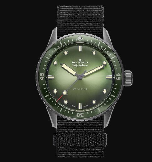 Blancpain Fifty Fathoms Watch Review Bathyscaphe Limited Edition Mokarran Replica Watch 5005 0153 NABA